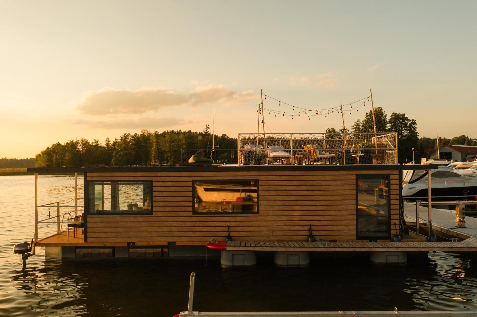 Domek Na Wodzie - Houseboat -Sauna, Taras Na Dachu, Dwie Sypialnie Mikołajki Eksteriør bilde