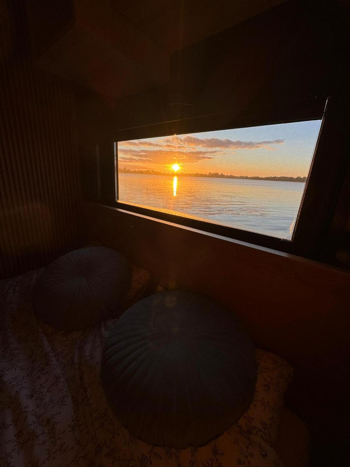 Domek Na Wodzie - Houseboat -Sauna, Taras Na Dachu, Dwie Sypialnie Mikołajki Eksteriør bilde