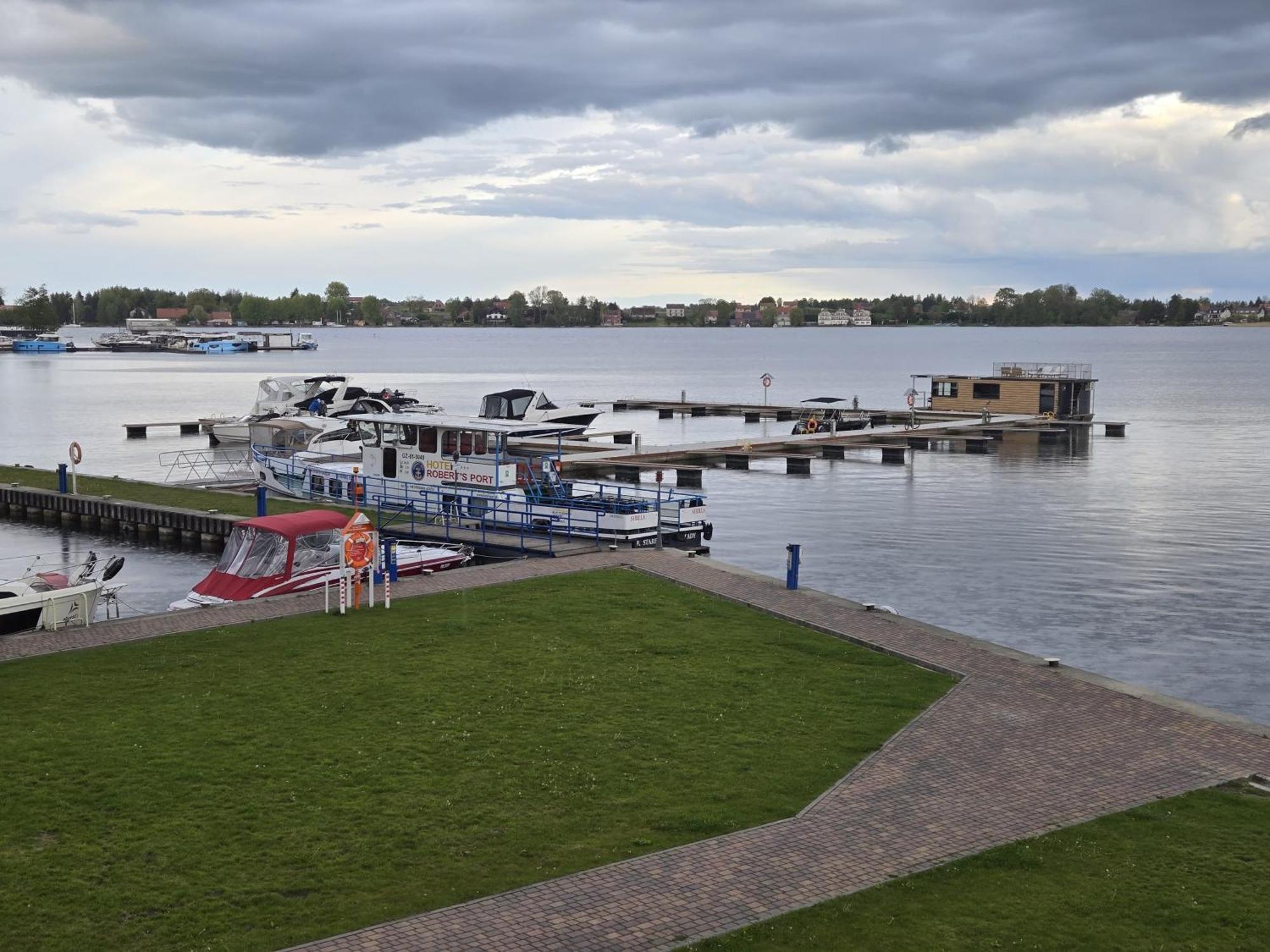 Domek Na Wodzie - Houseboat -Sauna, Taras Na Dachu, Dwie Sypialnie Mikołajki Eksteriør bilde